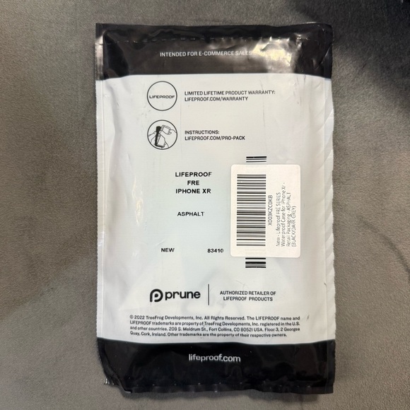 NWT LifeProof iPhone XR Waterproof FRĒ Case - Picture 5 of 5